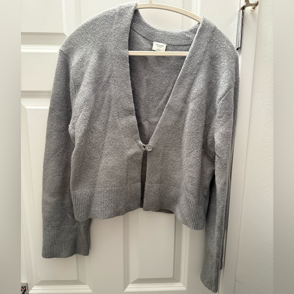 Abercrombie & Fitch Light Gray Women's Cardigan